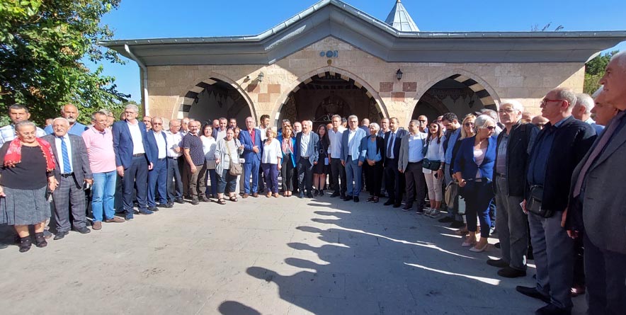 Aleviler Hacı Bektaş Veli Dergahında Bir Araya Geldi